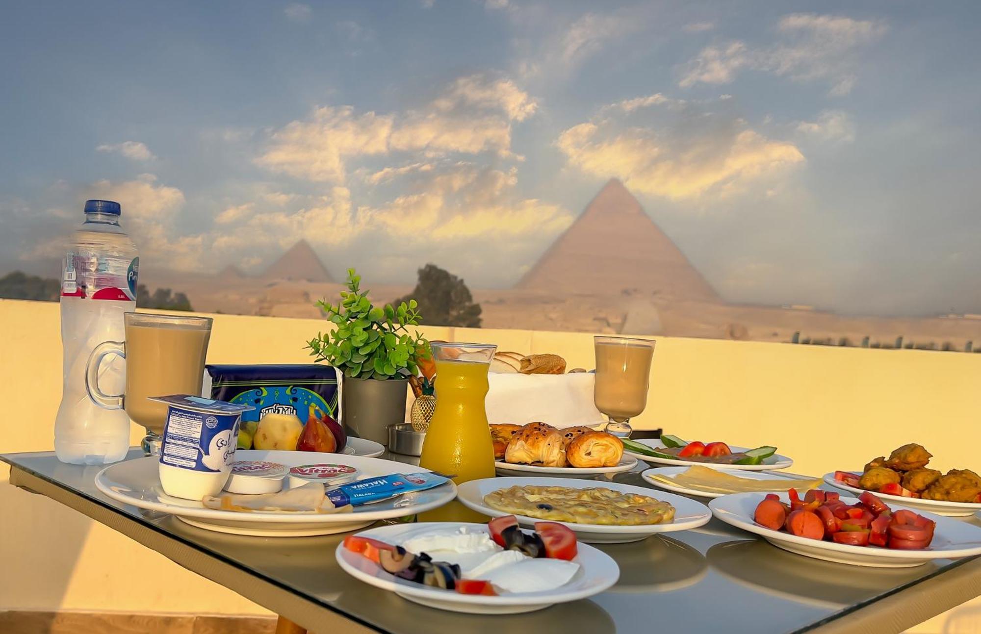 Pyramids Glory Inn Kafret el-Gabal Esterno foto