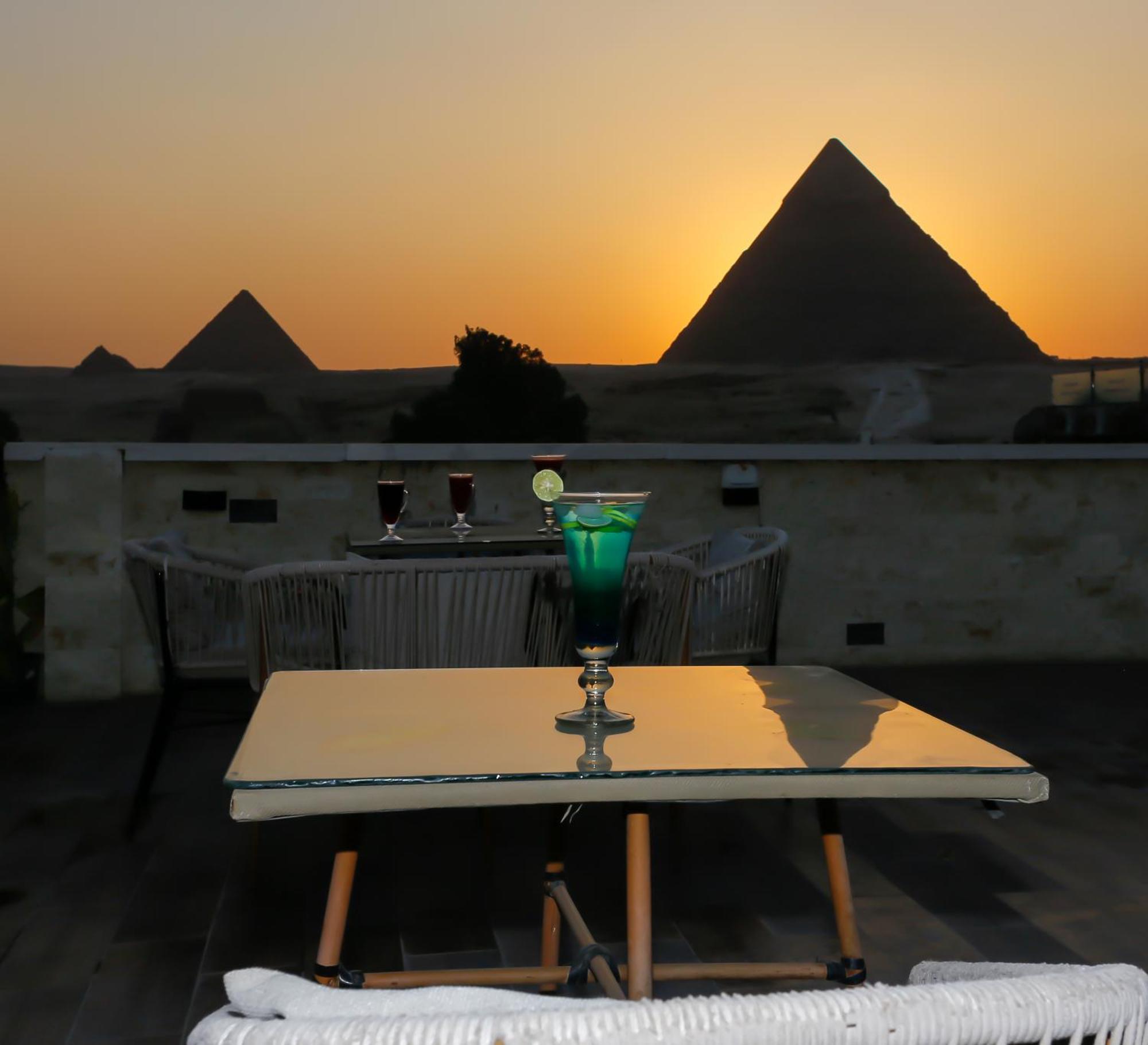 Pyramids Glory Inn Kafret el-Gabal Esterno foto